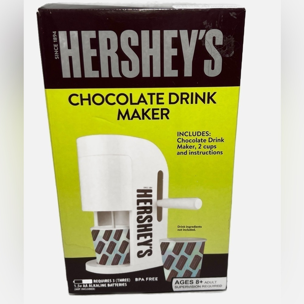 New Hersheys White  Chocolate Drink Maker with 2 Plastic Cups size 8 oz